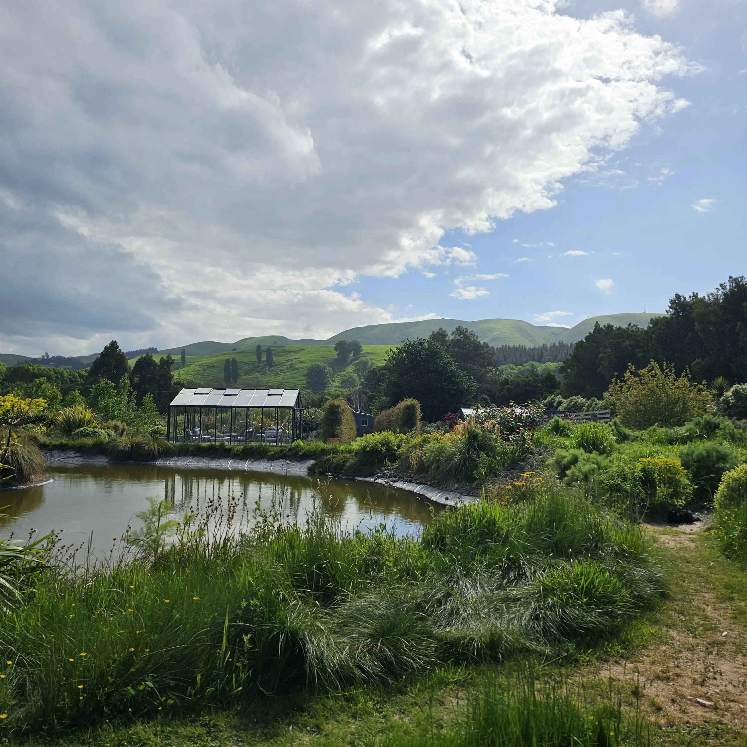 Longbush Cottage Across The Lake