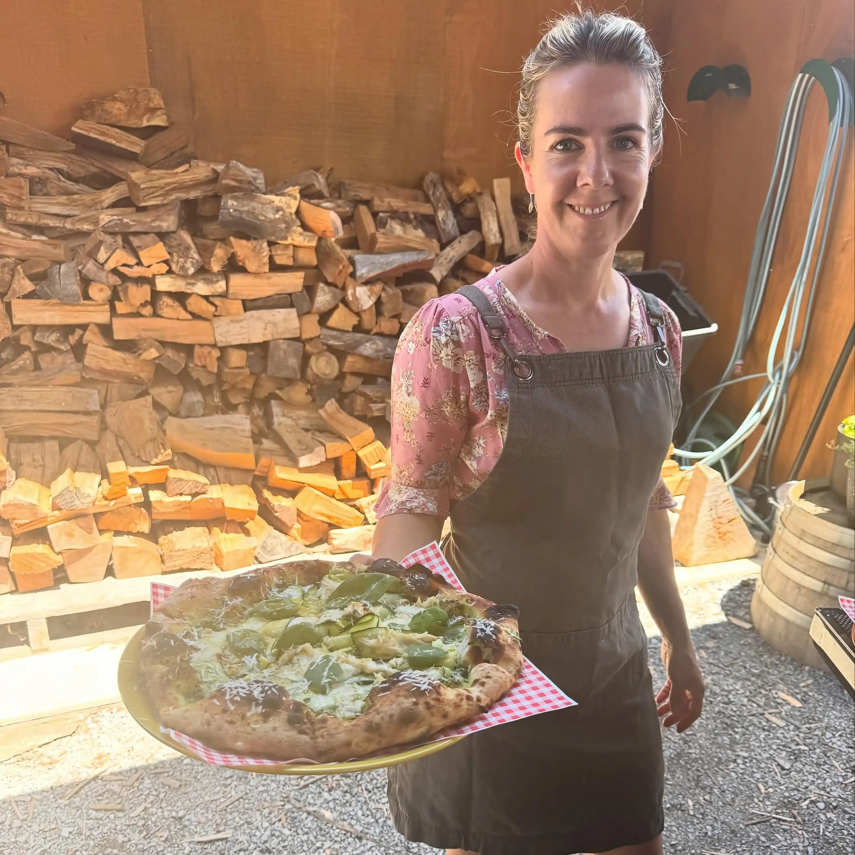 Roving Pizza Image Gallery 6